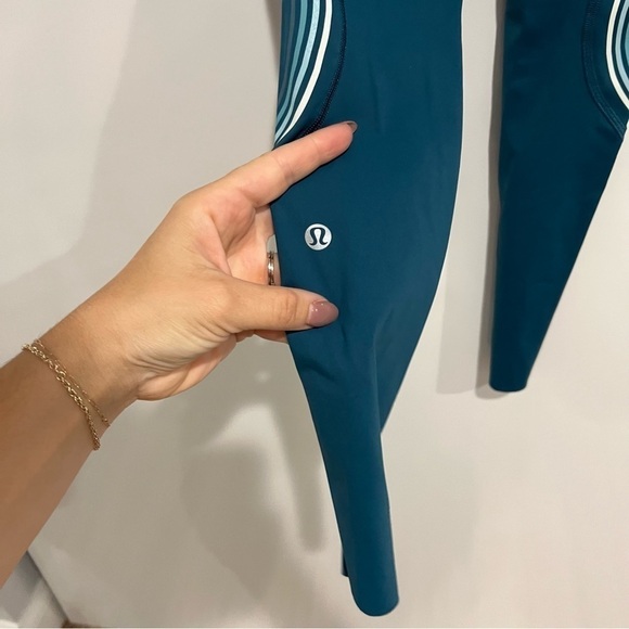 Lululemon Speed Light Tight 25" - Picture 10 of 14
